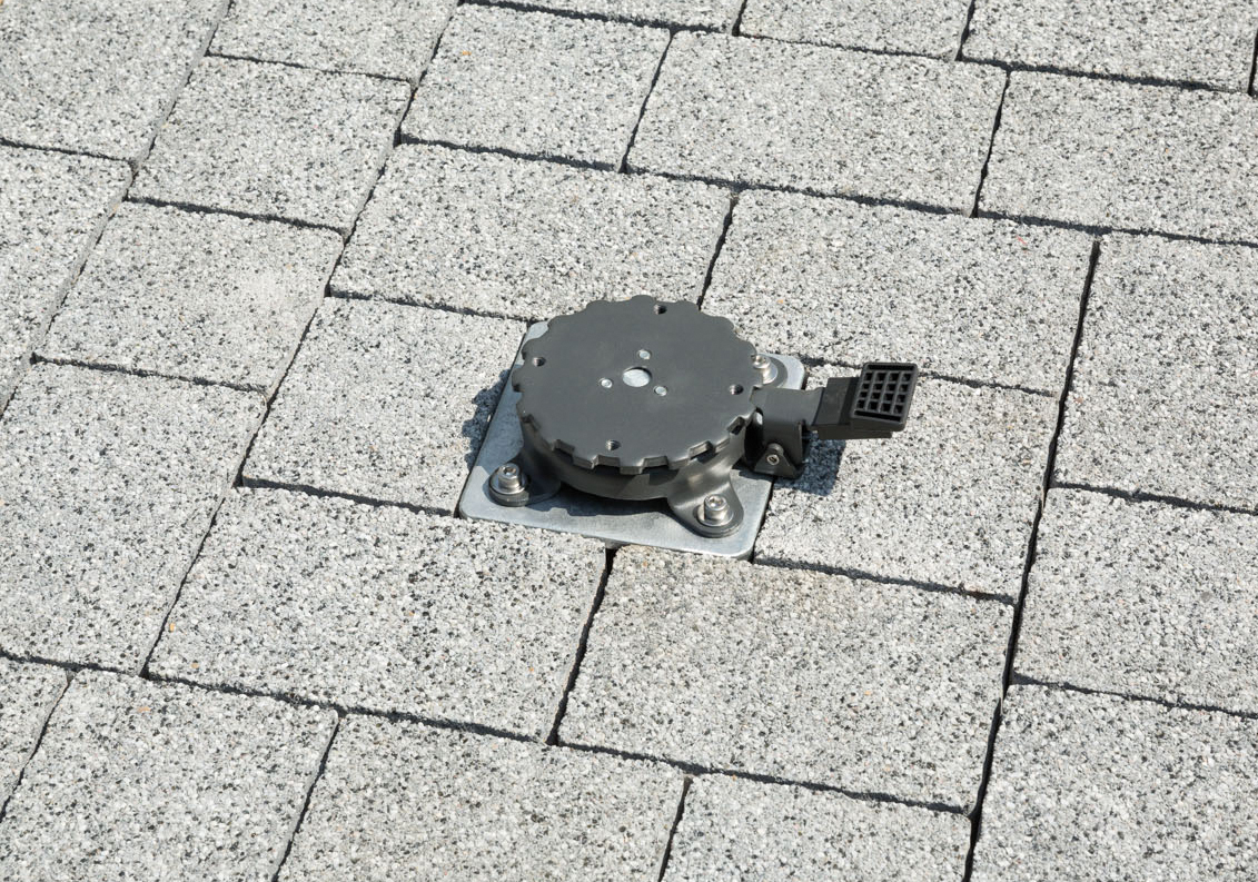 Gartenshop-Hartmann - Universal-Bodenplatte für Ampelschirme von Schneider