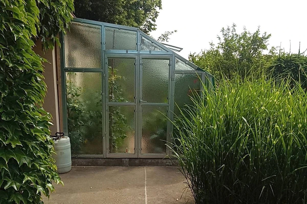 Vario Stabiles Stahl Anlehngewächshaus EMIL Nörpelglas Breite: 275cm Längen: 300-450-600-750cm